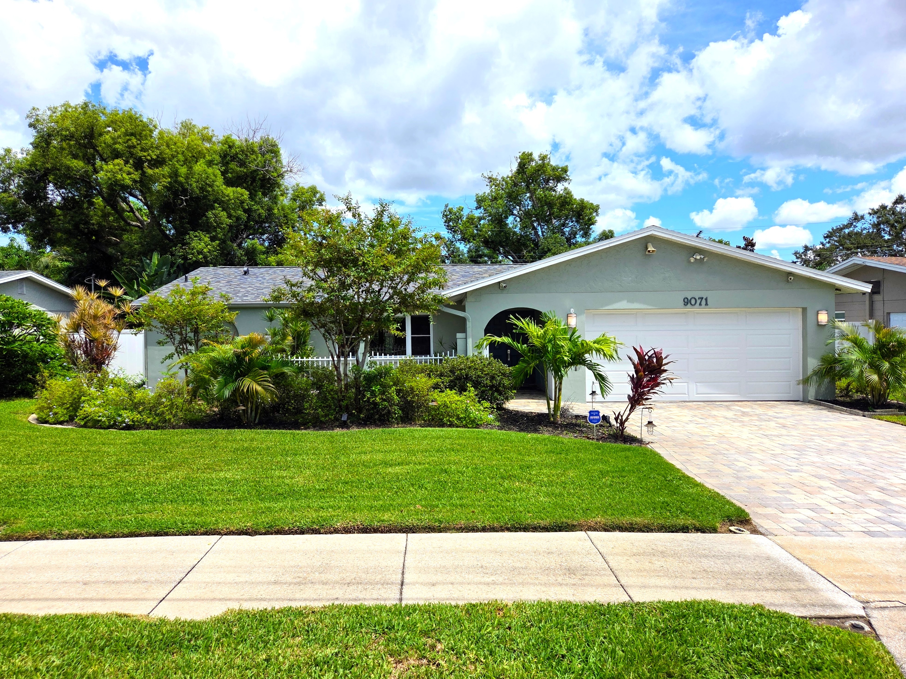 9071 Ridge Road