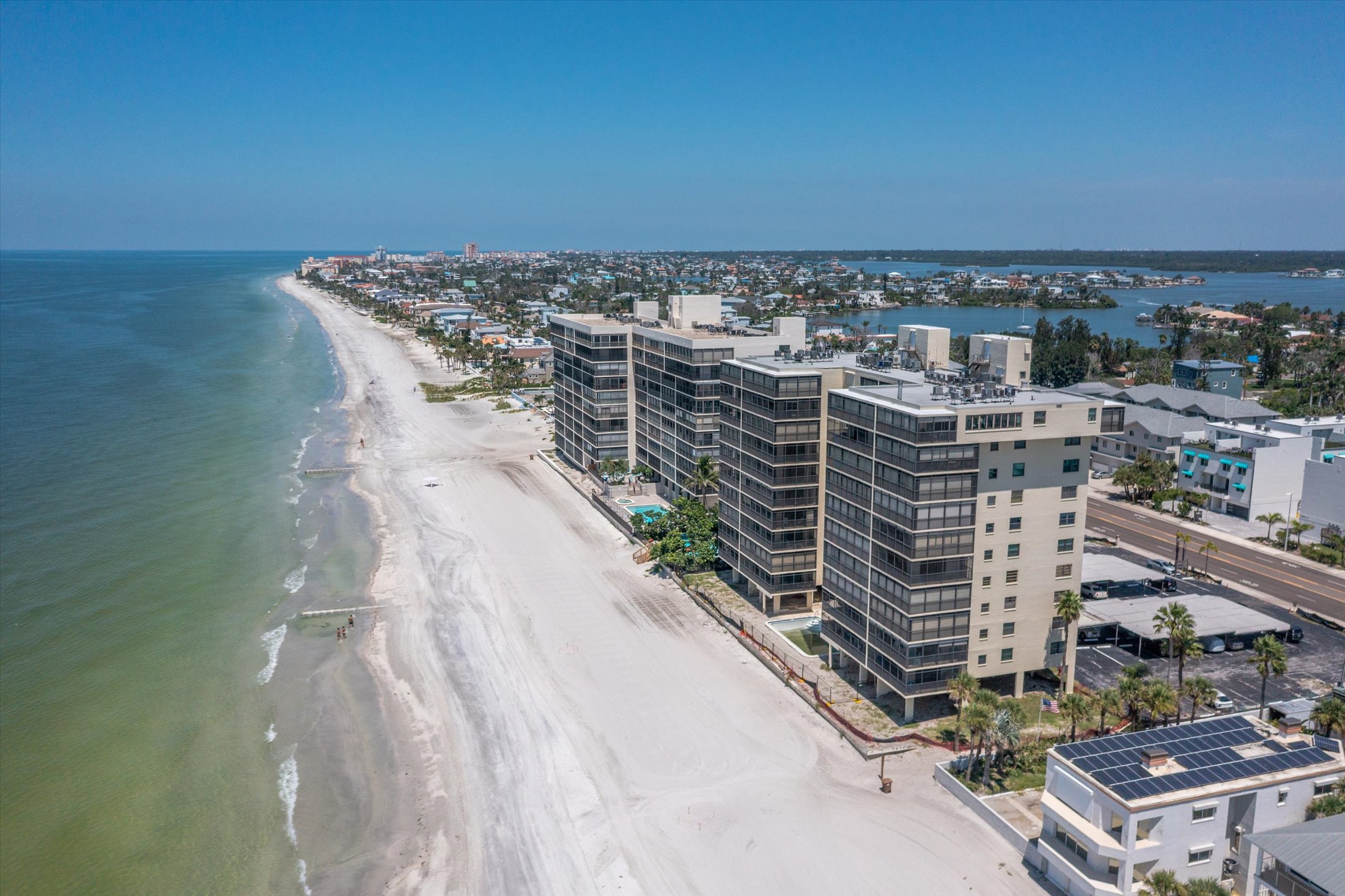 15400 Gulf Boulevard - 402