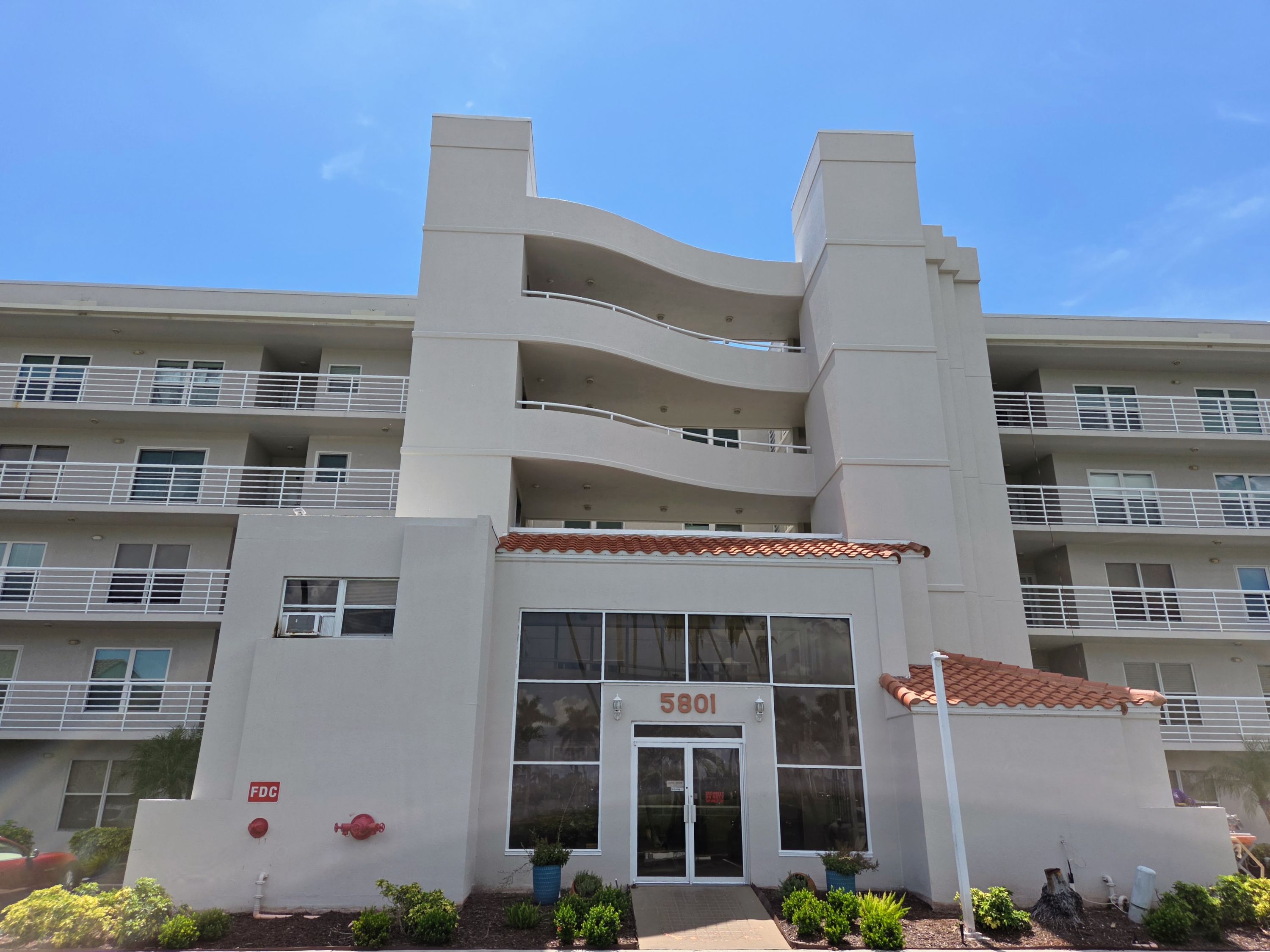 5801 Bahia Del Mar Circle #113 - 1