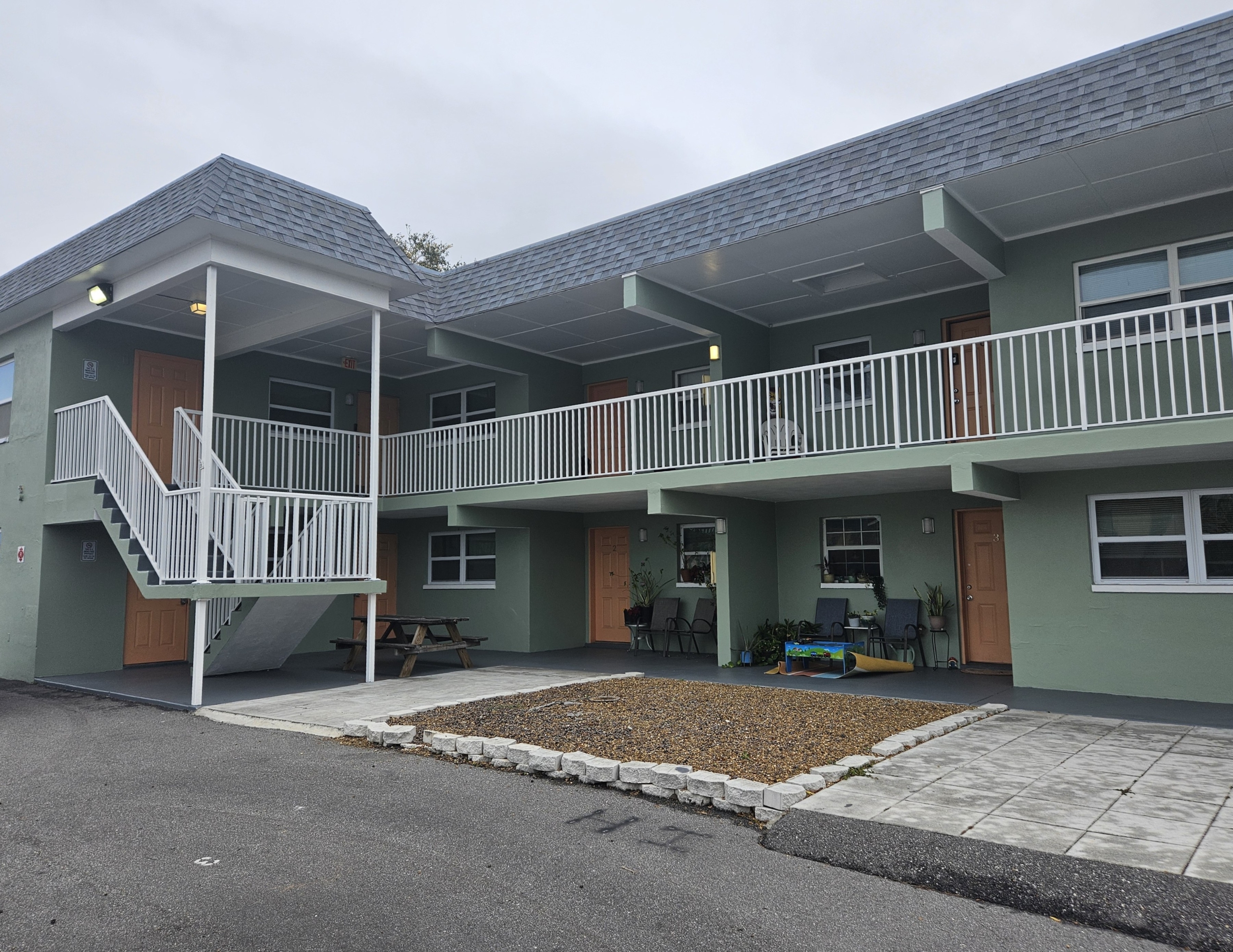 2035 Alpine Road - 3